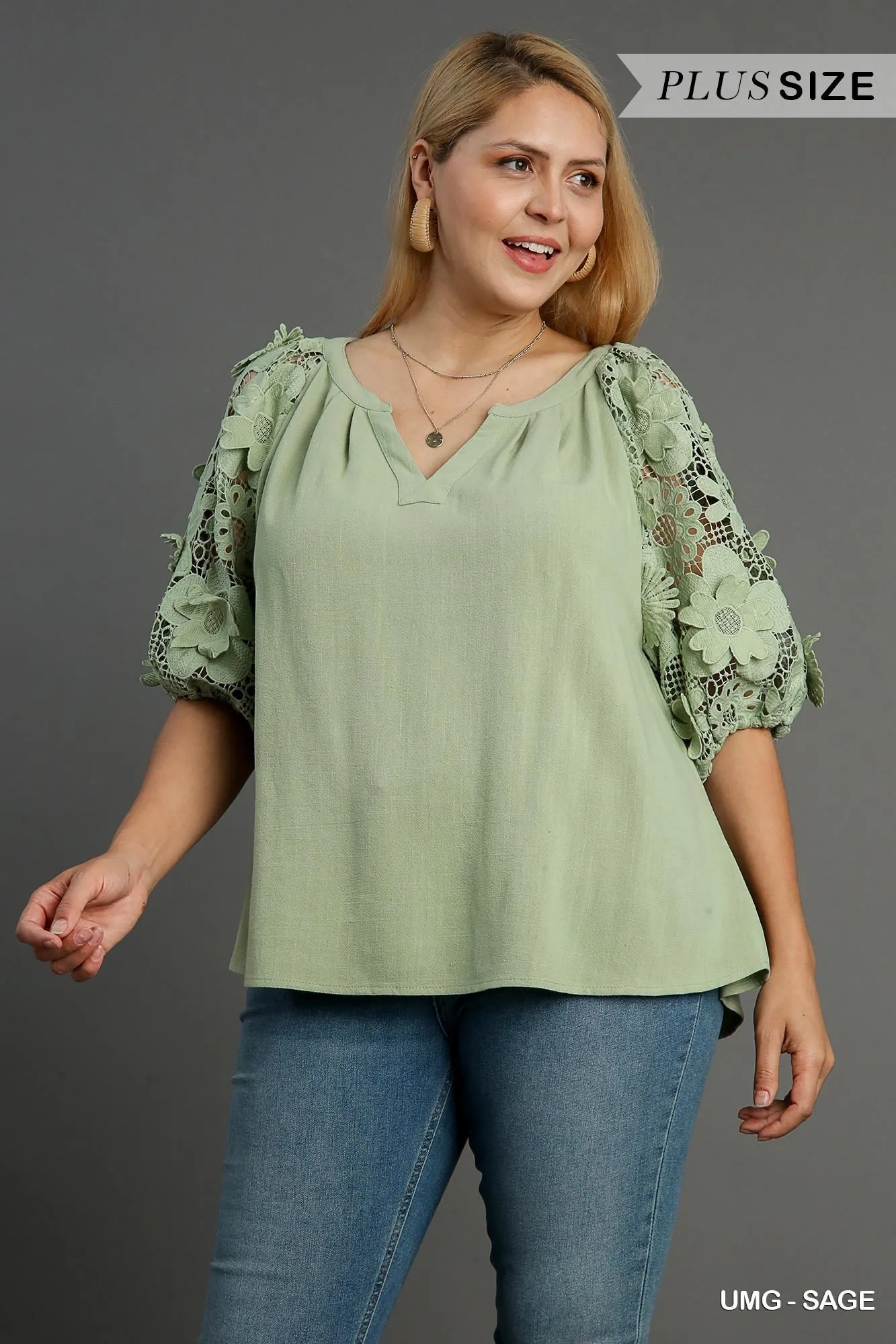 3D Floral Lace Top
