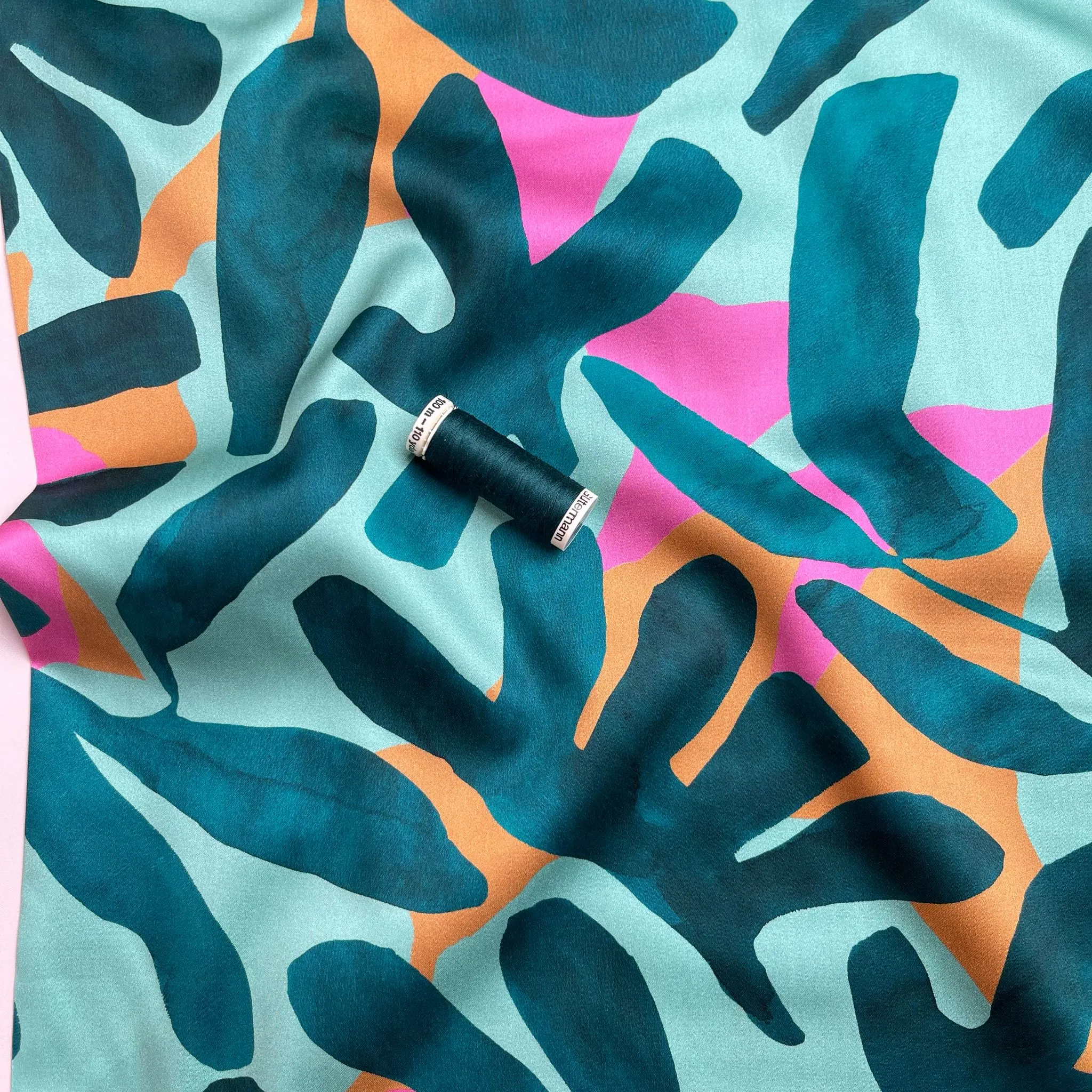 Bold Tropical Foliage in Sweet Tropics Cotton Sateen Fabric
