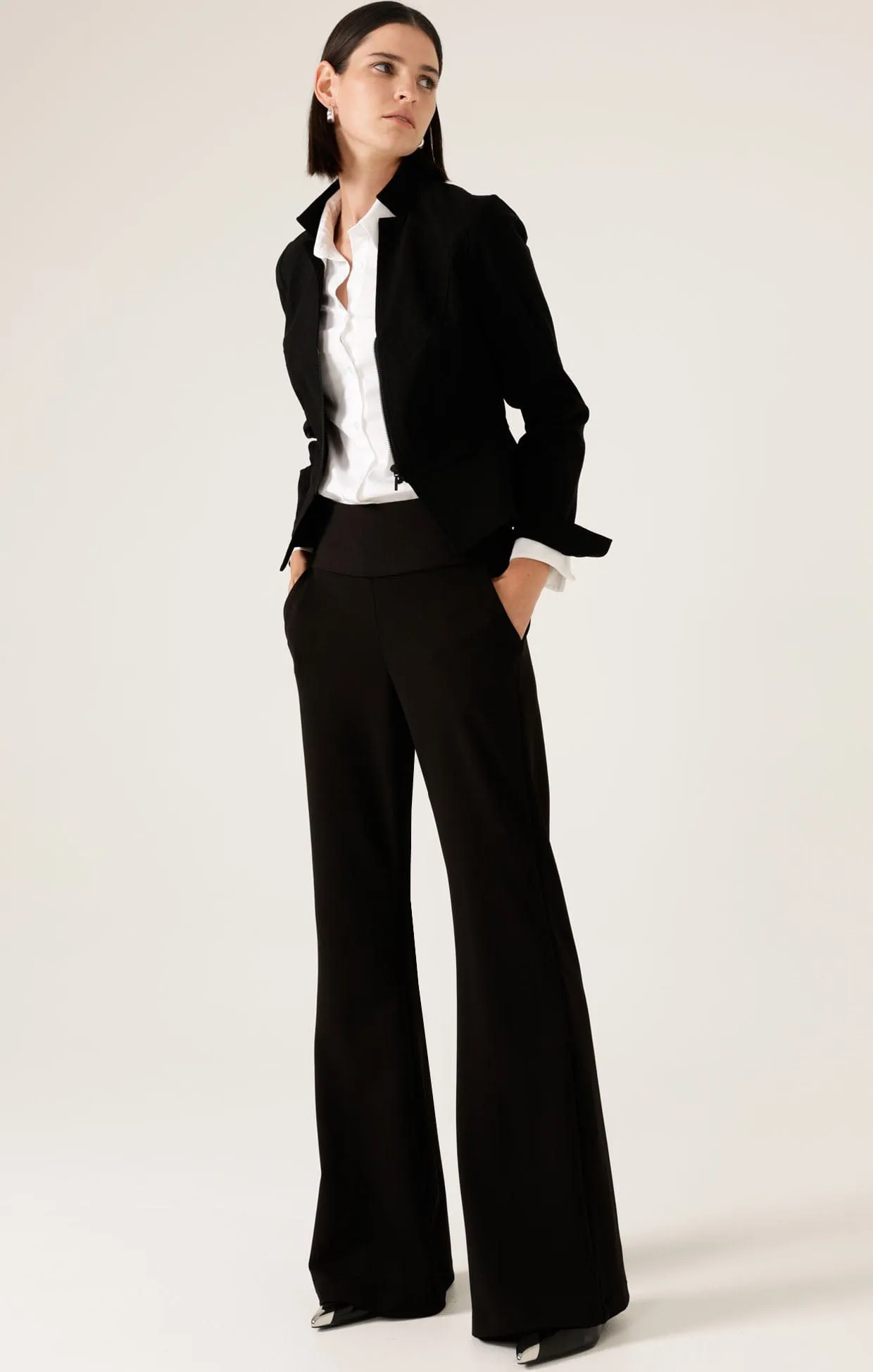 CLASSIC TROUSER IN BLACK