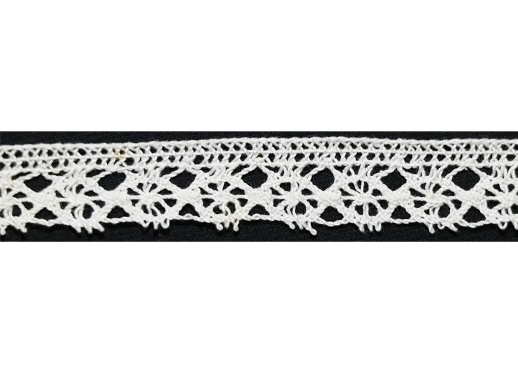 Dyeable Greige Design 868 Cotton Laces