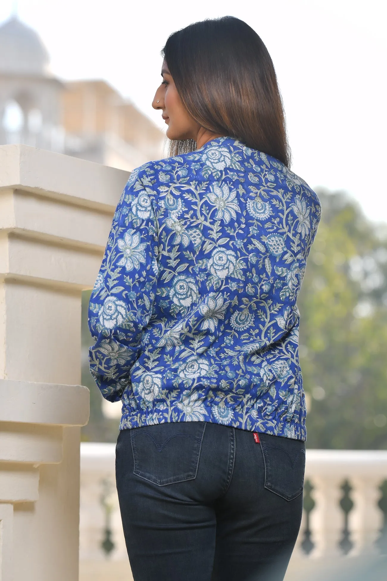 Printed Zippered Jacket with Sleeve Blue