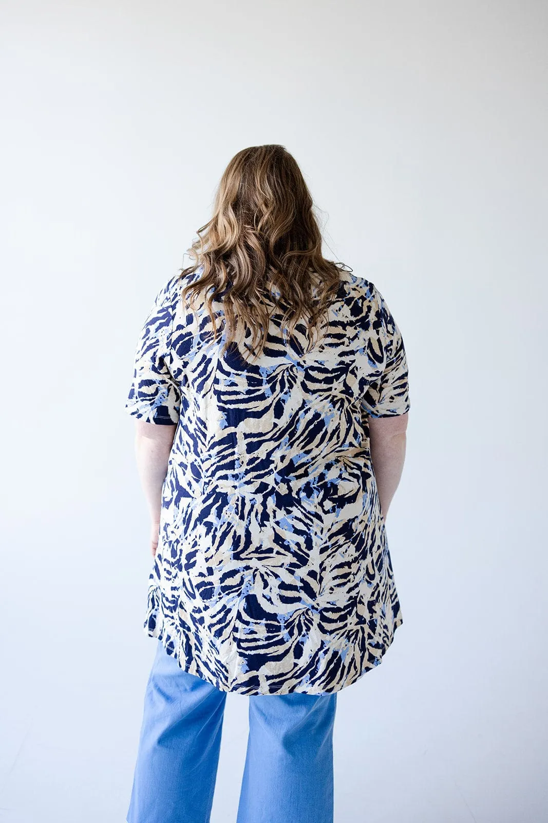 V-NECK ABSTRACT PALM PRINT TUNIC