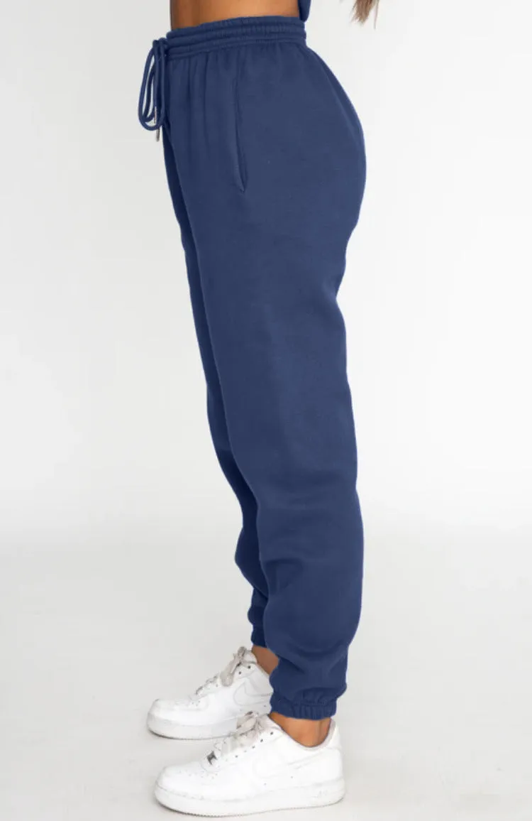 Vibrant Sweatshirt and Joggers Set for Casual Lounge Set