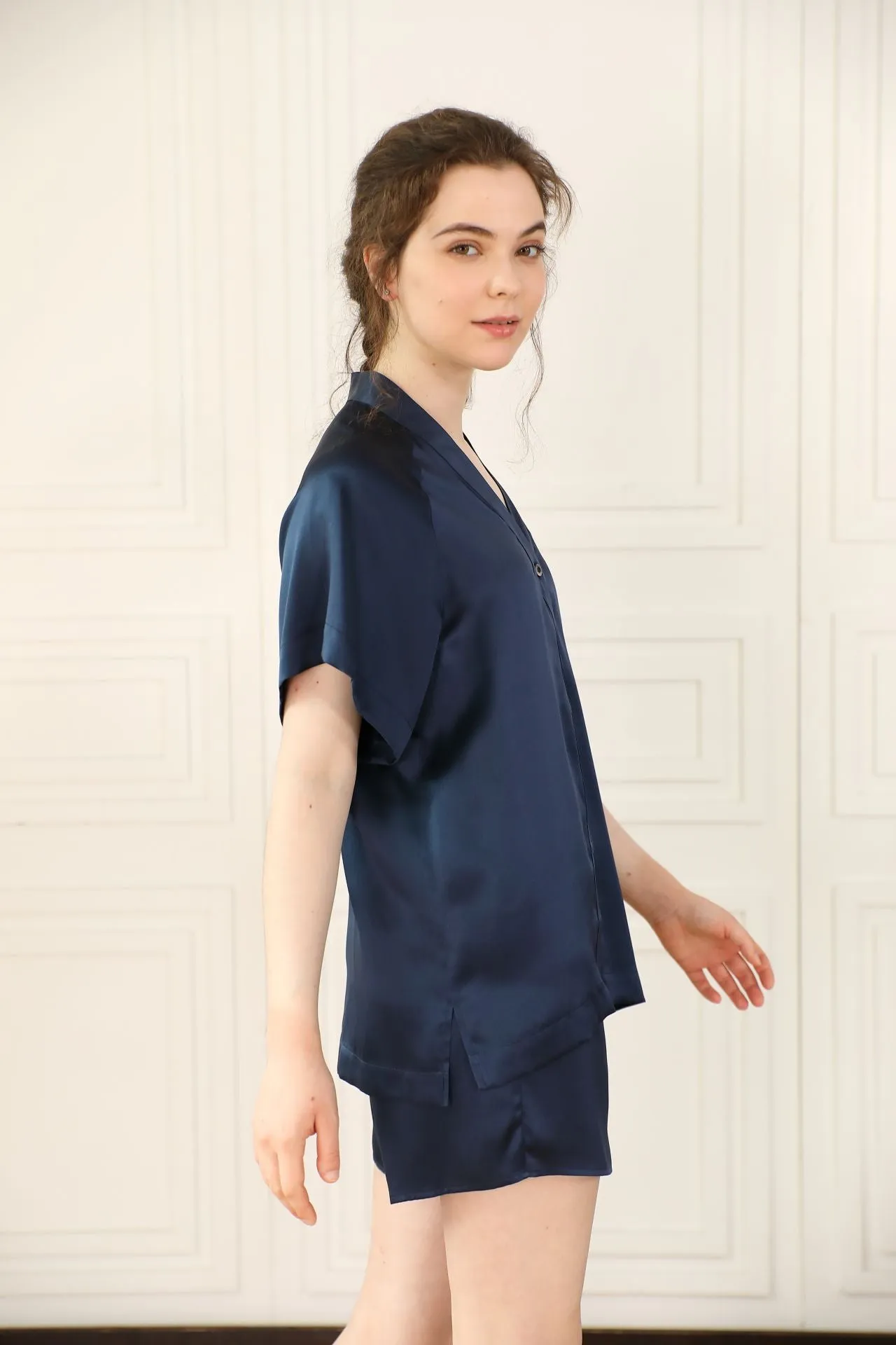Women Classic Short Silk Pajamas Set