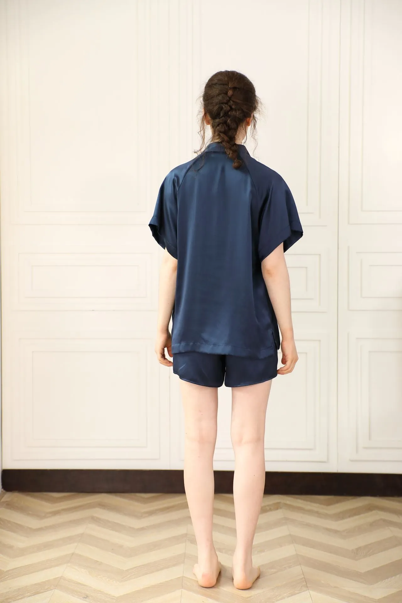 Women Classic Short Silk Pajamas Set